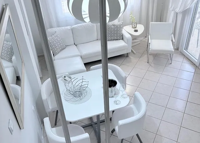 Amazing Maisonettes In * مدينة سكياثوس