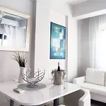 Amazing Maisonettes In Skiathos-Stadt