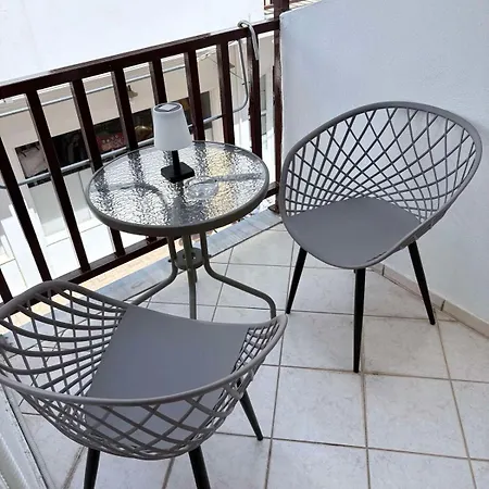 Apartment Amazing Maisonettes In Skiathos Town